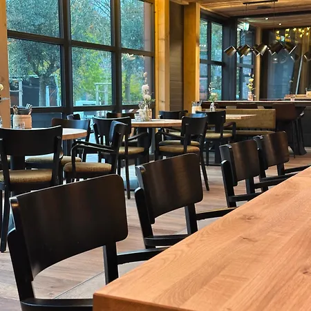 Vareler Brauhaus-hotel Dangast فارل